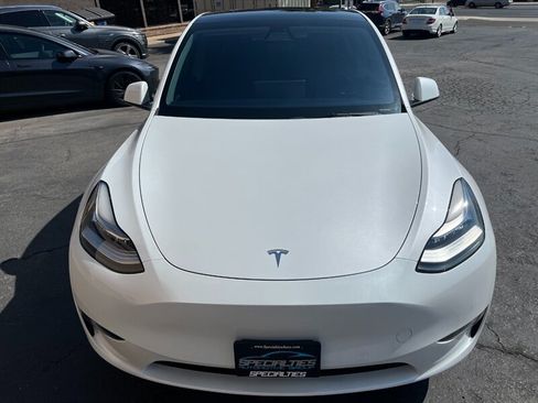 Used 2021 Tesla Model Y Long Range AWD/4WD image 19