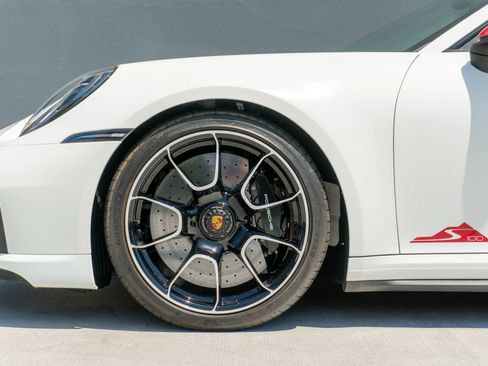Used 2024 Porsche 911 GT3 RS image 32