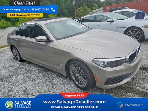 Used 2019 BMW 530e w/ Convenience Package RWD image 5