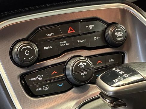 Used 2019 Dodge Challenger R/T Scat Pack w/ 1320 Drag Pack RWD image 35