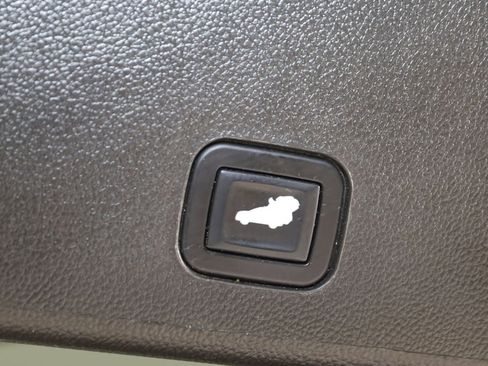 Used 2015 Cadillac SRX Performance image 48