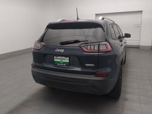 Used 2021 Jeep Cherokee Latitude FWD image 7
