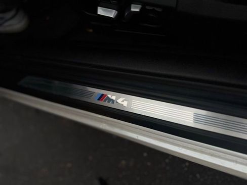 Used 2019 BMW M4 Convertible w/ Competition Package image 18