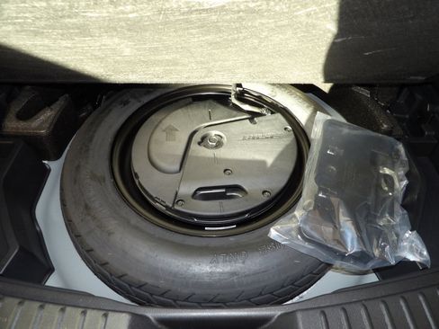 Certified 2023 MAZDA CX-5 Carbon Edition image 20