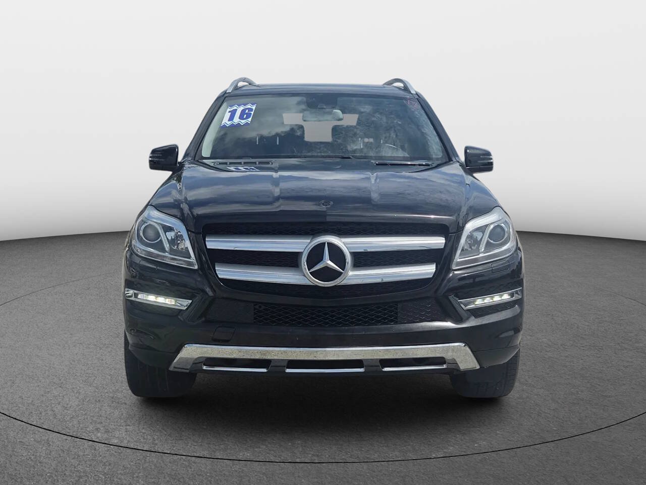 Used 2016 Mercedes-Benz GL 450 4MATIC w/ Premium I Package image 3