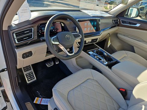 New 2026 Volkswagen Atlas SEL Premium R-Line image 12