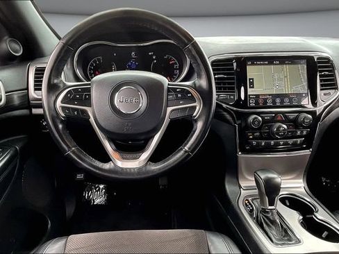 Used 2020 Jeep Grand Cherokee Altitude AWD/4WD image 8