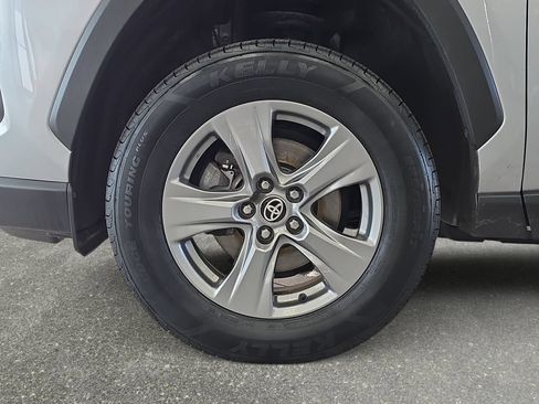 Used 2024 Toyota RAV4 XLE AWD/4WD image 27