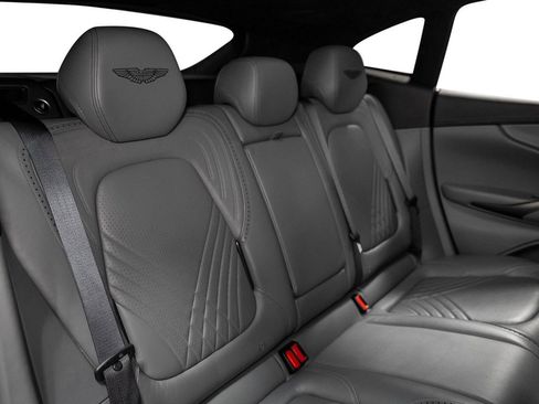 Used 2021 Aston Martin DBX image 38