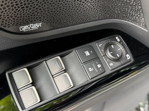 Used 2026 Lexus LX 700h Luxury w/ Appearance Package AWD/4WD image 45