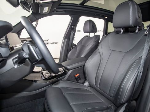 Used 2024 BMW X3 sDrive30i w/ Convenience Package w/ZPA RWD image 13