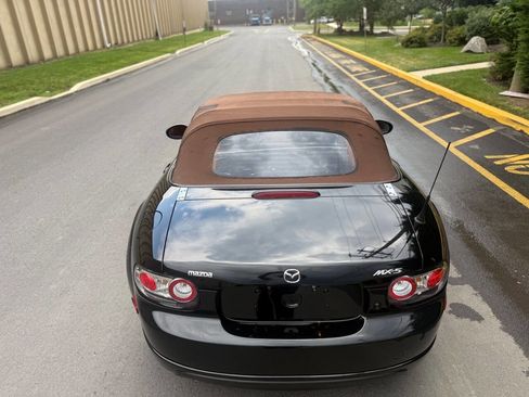Used 2006 MAZDA MX-5 Miata Grand Touring image 13
