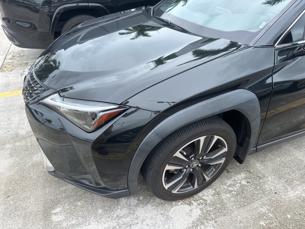 Used 2024 Lexus UX 250h FWD image 4