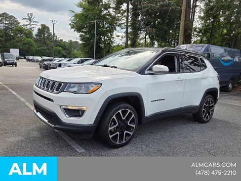 Used 2018 Jeep Compass Limited w/ Navigation Group AWD/4WD image 4