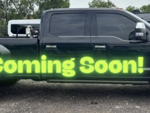 Used 2017 Ford F450 Platinum w/ Platinum Ultimate Package AWD/4WD image 5