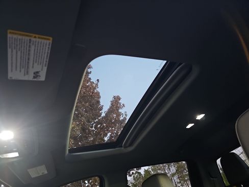 Used 2025 GMC Sierra 1500 Denali image 30