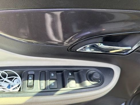 Used 2019 Buick Encore Preferred AWD/4WD image 8