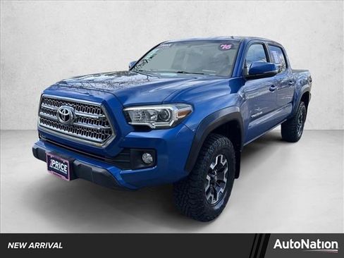 Used 2016 Toyota Tacoma TRD Off-Road w/ Premium & Technology Package image 1