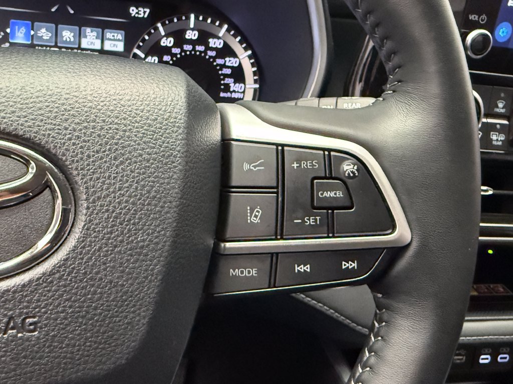 Certified 2026 Toyota Highlander XLE AWD/4WD image 33