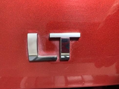 Used 2018 Chevrolet Silverado 1500 LT w/ All Star Edition AWD/4WD image 38