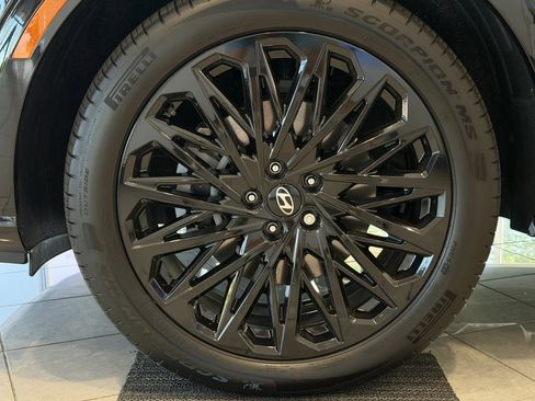 New 2026 Hyundai Palisade Calligraphy FWD image 7