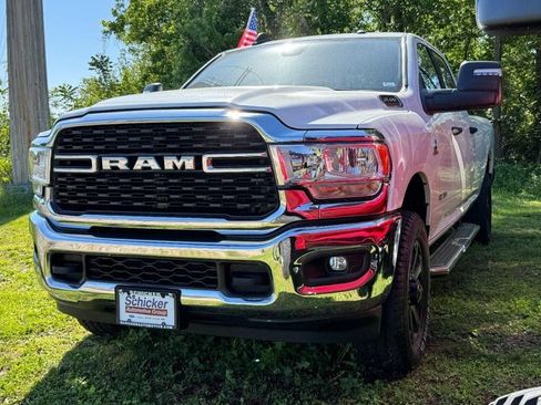 Used 2024 RAM 3500 Big Horn AWD/4WD image 9