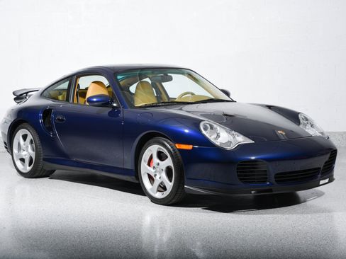 Used 2002 Porsche 911 Turbo AWD/4WD image 2