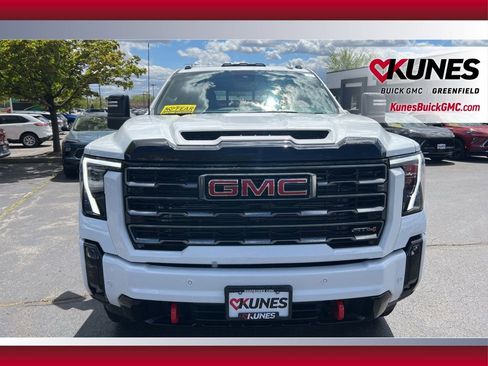 New 2026 GMC Sierra 3500 AT4 w/ AT4 Premium Plus Package AWD/4WD image 4
