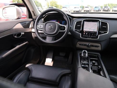 Used 2023 Volvo XC90 B6 Ultimate w/ Protection Package Premier AWD/4WD image 28