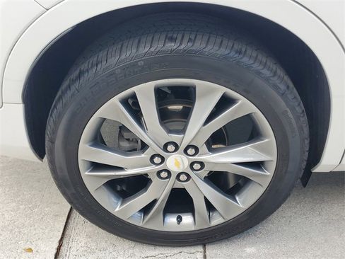 Certified 2021 Chevrolet Blazer Premier w/ Driver Confidence II Package image 7