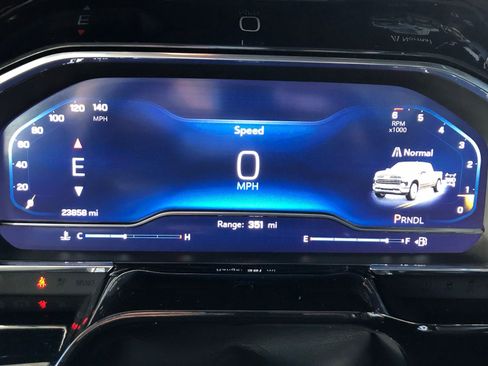 Used 2025 Chevrolet Silverado 1500 LT AWD/4WD image 29