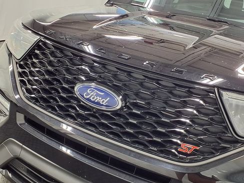 Certified 2024 Ford Explorer ST w/ Equipment Group 401A AWD/4WD image 35