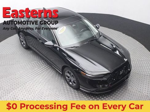Used 2024 Honda Accord EX-L image 3