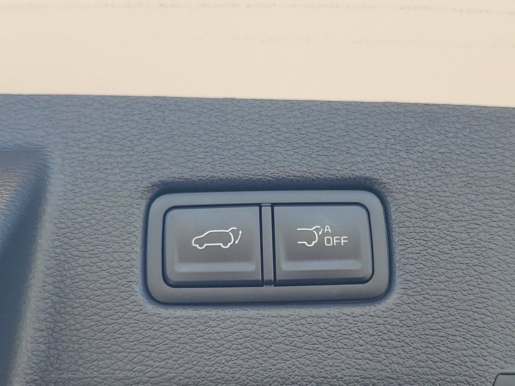 Used 2024 Kia Telluride EX w/ EX Captain's Chair Package FWD image 33