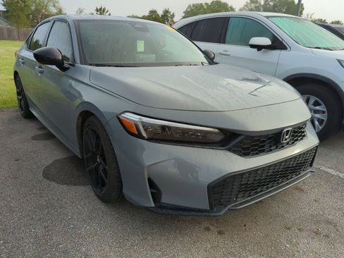 Certified 2025 Honda Civic Sport image 2