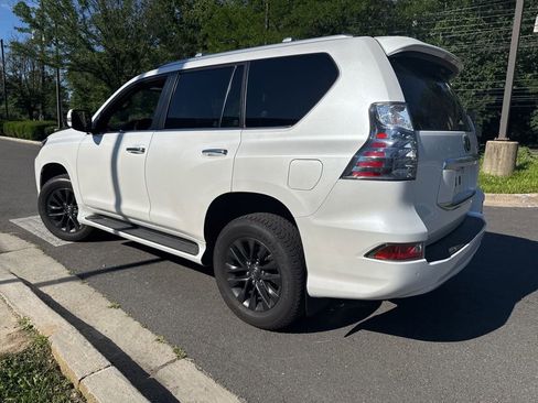 Certified 2023 Lexus GX 460 Premium w/ Premium Package AWD/4WD image 5