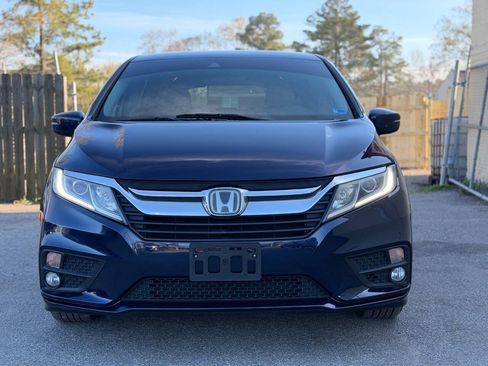 Used 2018 Honda Odyssey EX image 2