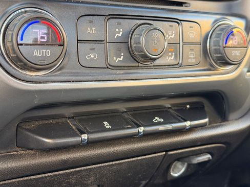 Used 2018 Chevrolet Silverado 1500 LT w/ All Star Edition image 21