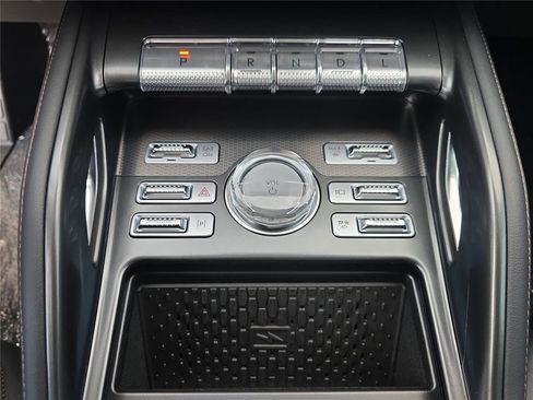 New 2026 Lincoln Nautilus Premier w/ Equipment Group 102A AWD/4WD image 16