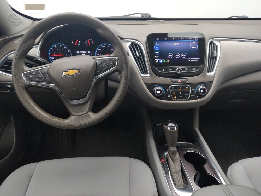 Used 2019 Chevrolet Malibu LT FWD image 22