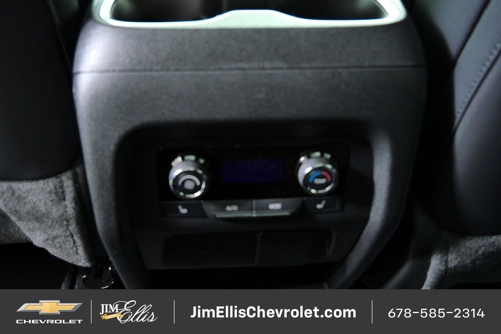 New 2027 Chevrolet Traverse RS w/ LPO, Floor Liner Package AWD/4WD image 19