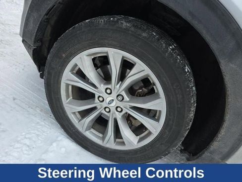 Used 2023 Ford Explorer Limited w/ Equipment Group 301A image 21