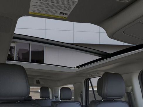 New 2026 Ford Expedition Platinum w/ Driver's Package image 22