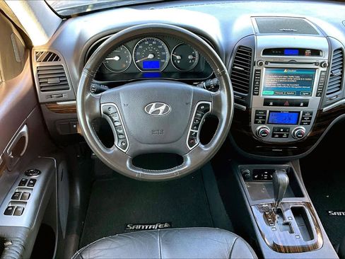 Used 2011 Hyundai Santa Fe Limited w/ Navigation Pkg 4 image 5