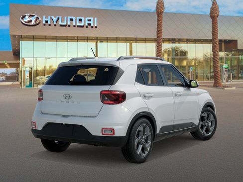 New 2026 Hyundai Venue SEL FWD image 4