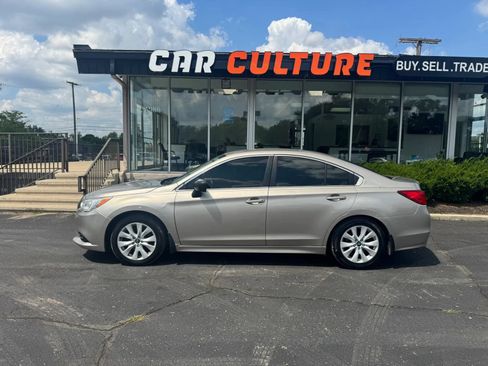 Used 2017 Subaru Legacy 2.5i w/ Alloy Wheel Package AWD/4WD image 2