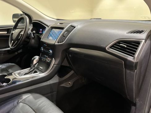 Used 2016 Ford Edge SEL w/ Equipment Group 201A FWD image 25
