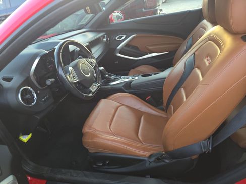 Used 2020 Chevrolet Camaro SS image 15