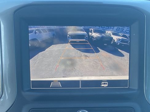 Used 2022 Chevrolet Silverado 1500 Custom image 12