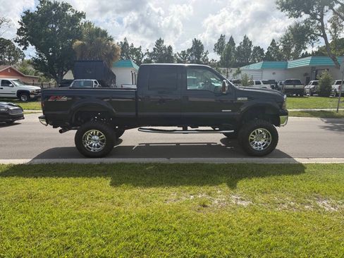 Used 2007 Ford F250 Lariat AWD/4WD image 6